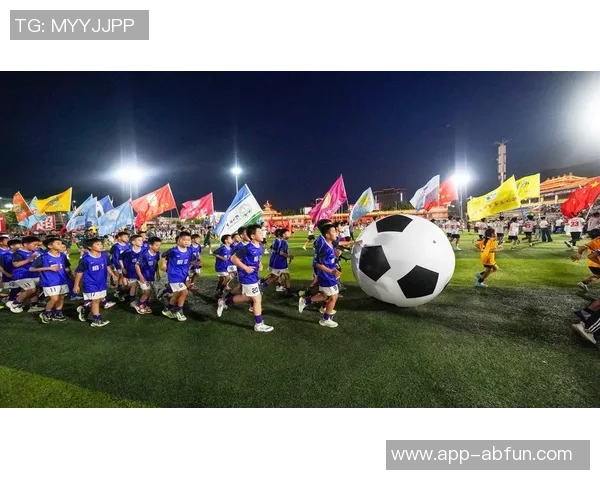 激情四溢的业余足球比赛视频精彩瞬间回顾与精彩集锦分享