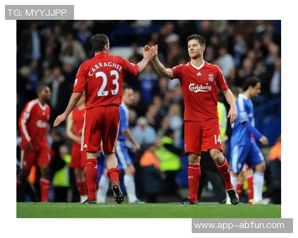 范德萨的欧冠传奇之路从守门员到足球巨星的辉煌历程 范德萨的欧冠传奇之路从守门员到足球巨星的辉煌历程