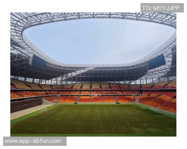 足球场草坪颜色的奥秘与影响因素探讨及其对比赛的作用分析